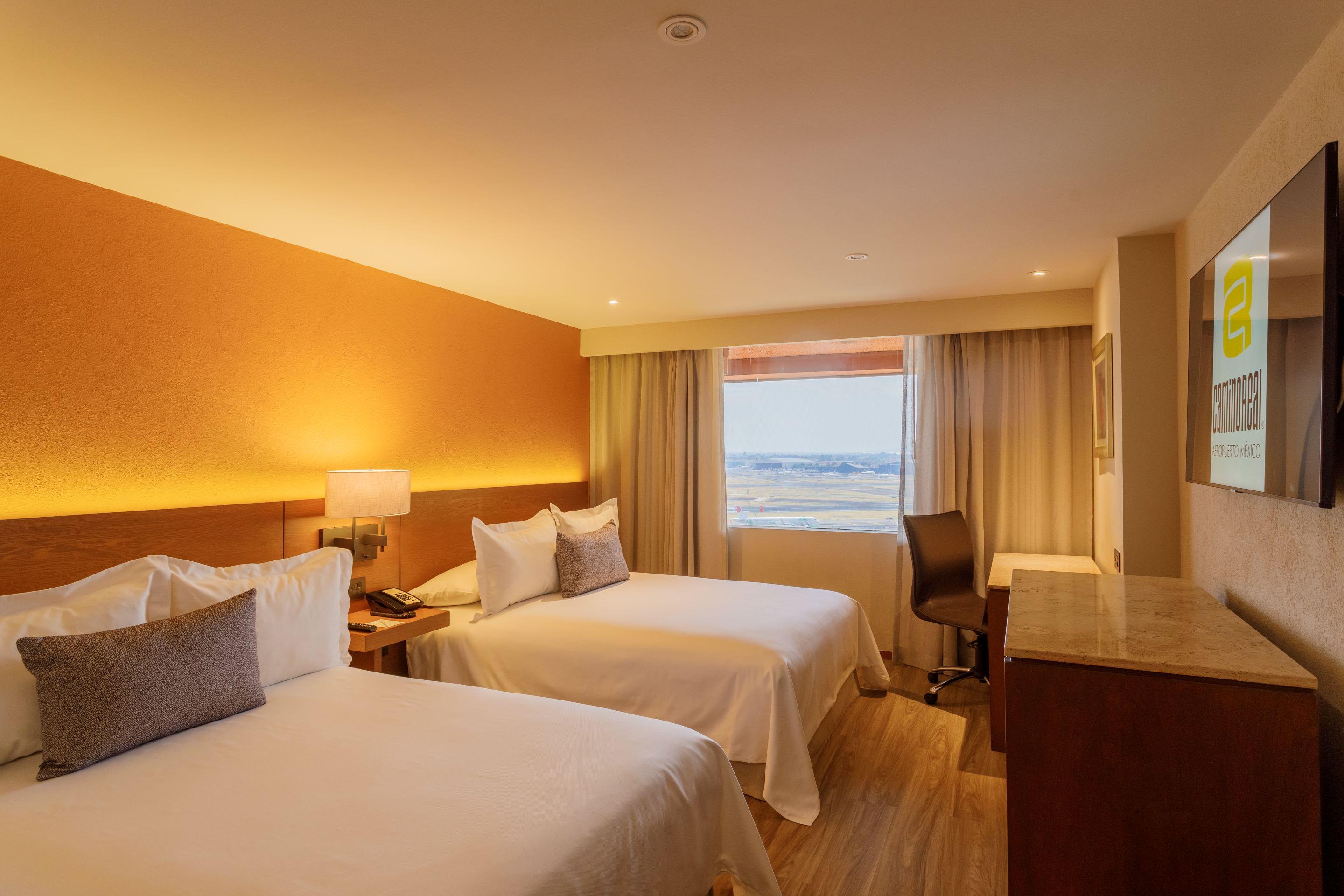 فندق كامينو ريال أيروبويرتو مدينة مكسيكو المظهر الخارجي الصورة A room at the hotel