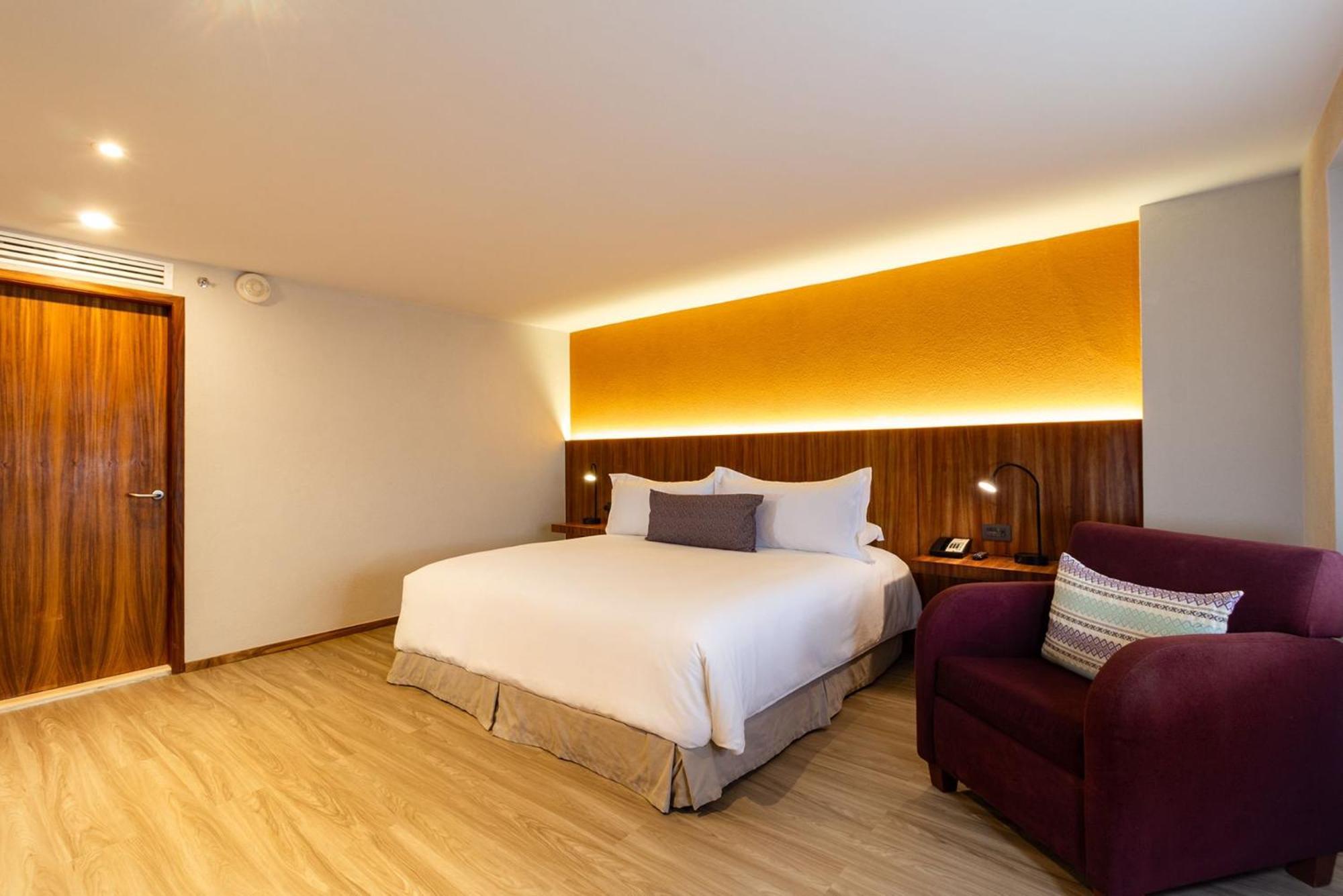 فندق كامينو ريال أيروبويرتو مدينة مكسيكو المظهر الخارجي الصورة A room at the hotel
