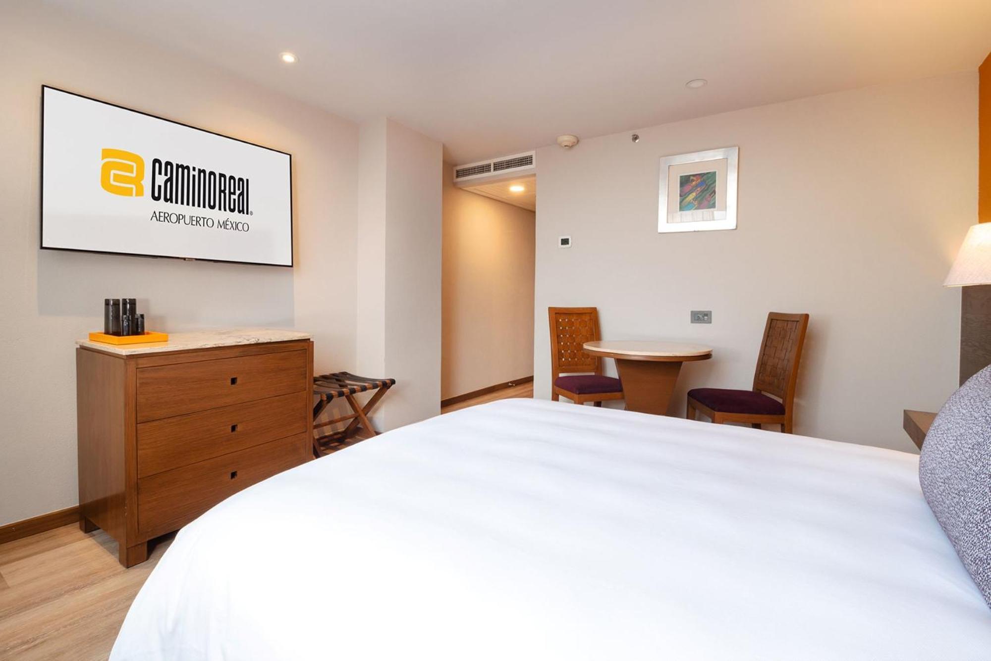 فندق كامينو ريال أيروبويرتو مدينة مكسيكو المظهر الخارجي الصورة A room at Camino Real
