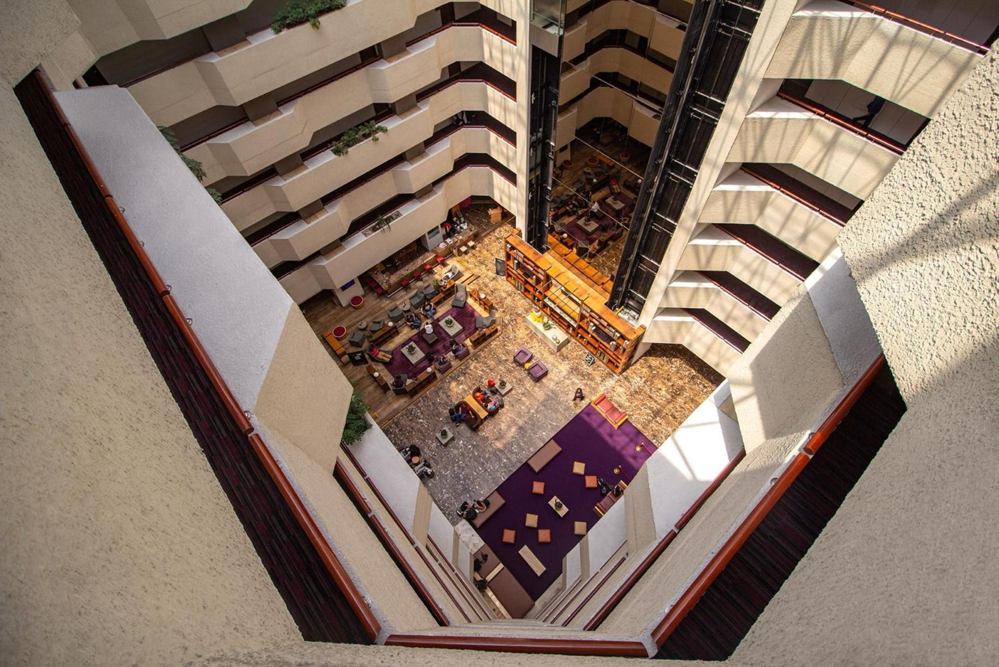 فندق كامينو ريال أيروبويرتو مدينة مكسيكو المظهر الخارجي الصورة Interior of the hotel